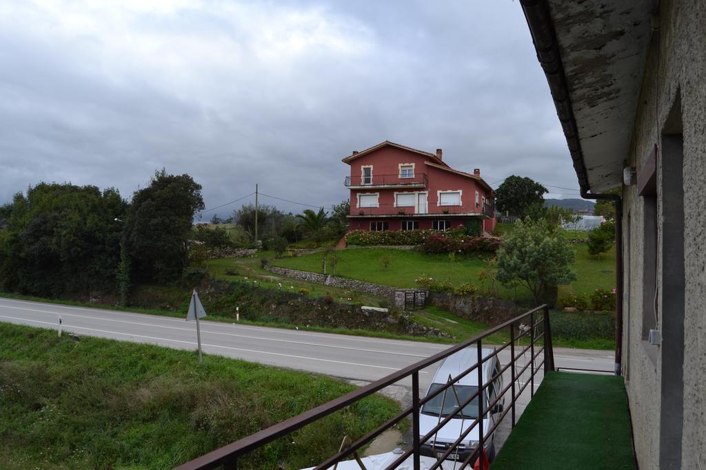 Sidreria La Casa Abajo Hotell La Franca Exteriör bild
