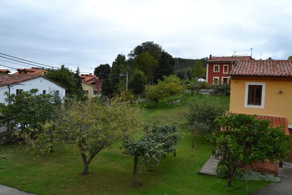 Sidreria La Casa Abajo Hotell La Franca Exteriör bild
