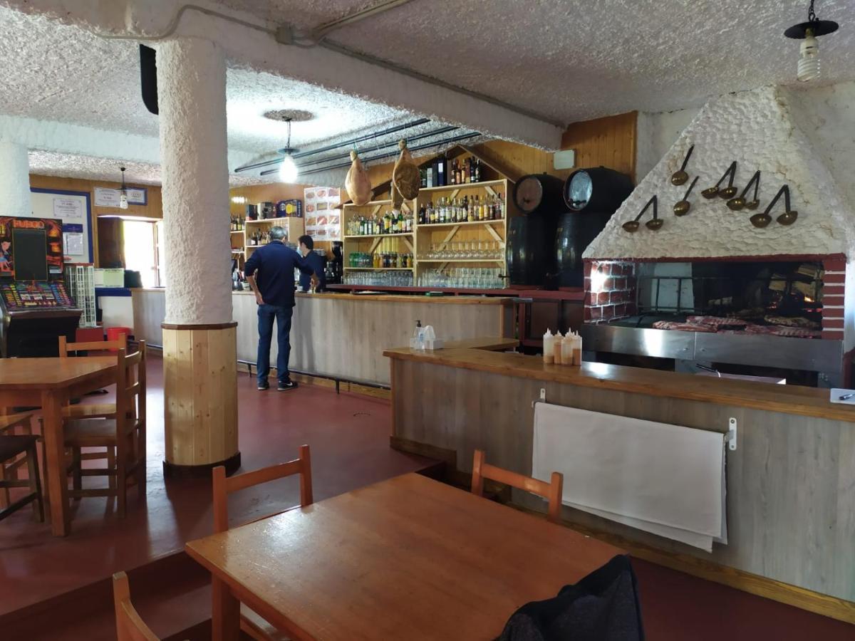 Sidreria La Casa Abajo Hotell La Franca Exteriör bild
